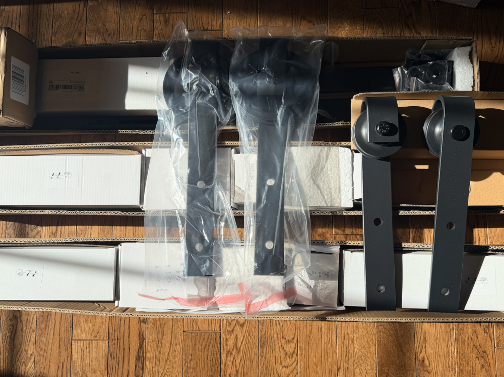 バーンドア金物