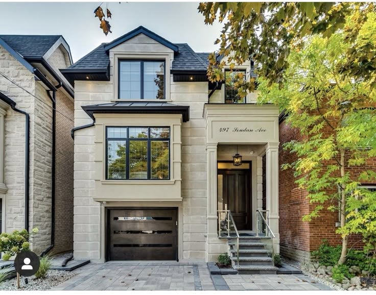 輸入ガレージドア ビルトインガレージ