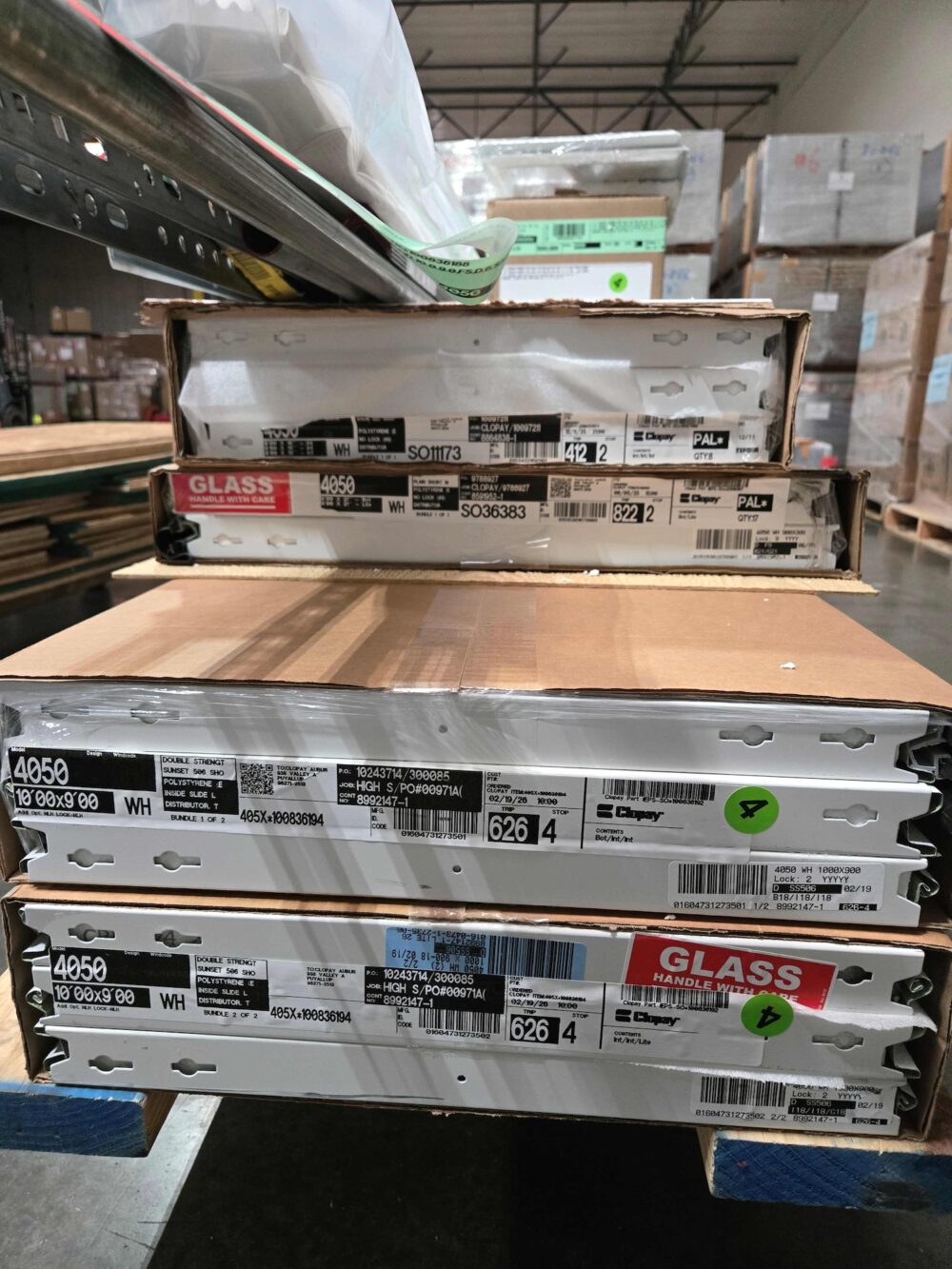 輸入ガレージドアはメーカー工場→
海外現地倉庫入荷 → 梱包準備 → 日本へ出荷